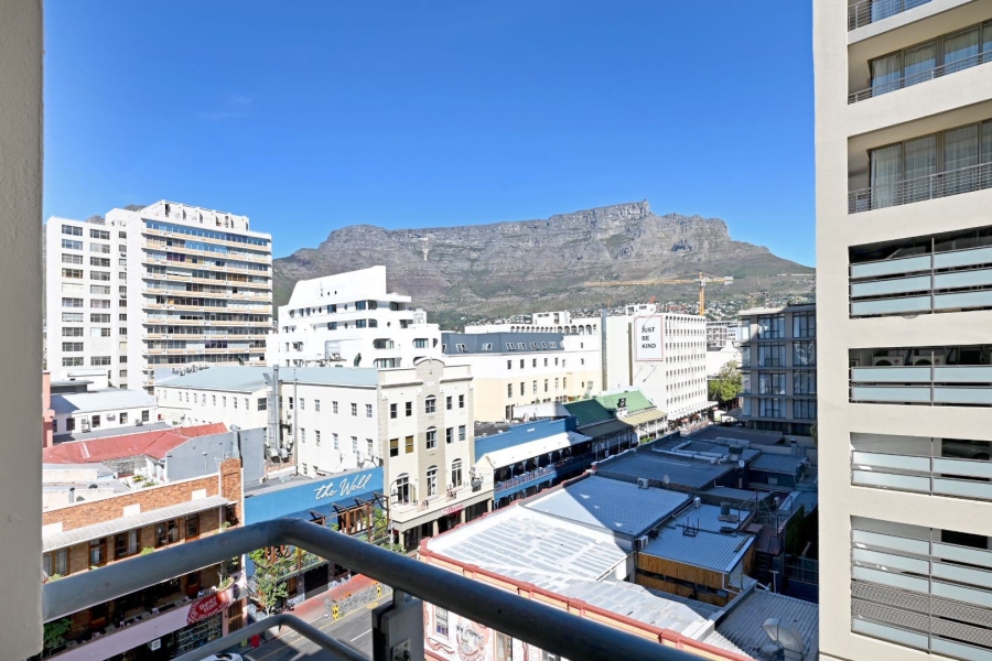 2 Bedroom Property for Sale in Cape Town City Centre Western Cape